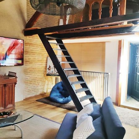 Chez Fanny - Le Loft - Centre Historique Cahors Cathedrale Daire Dış mekan fotoğraf